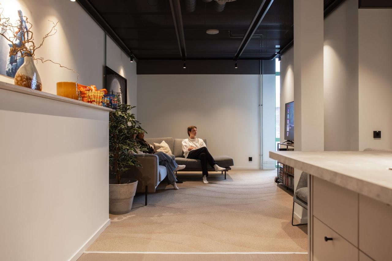 Homex Hotel For Gamers Täby Extérieur photo